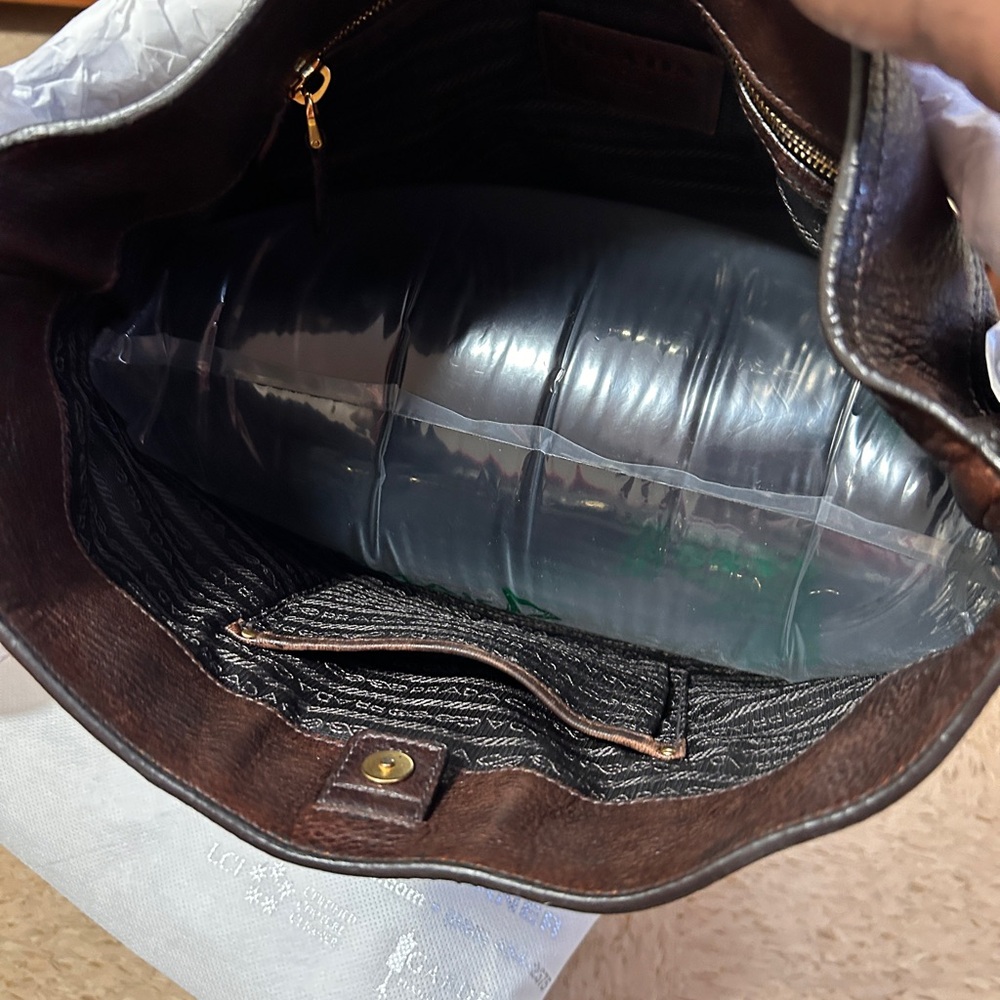 Prada Black Leather Women's Bag - Picture 6 of 8